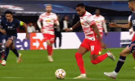 1635973700288021407.gif